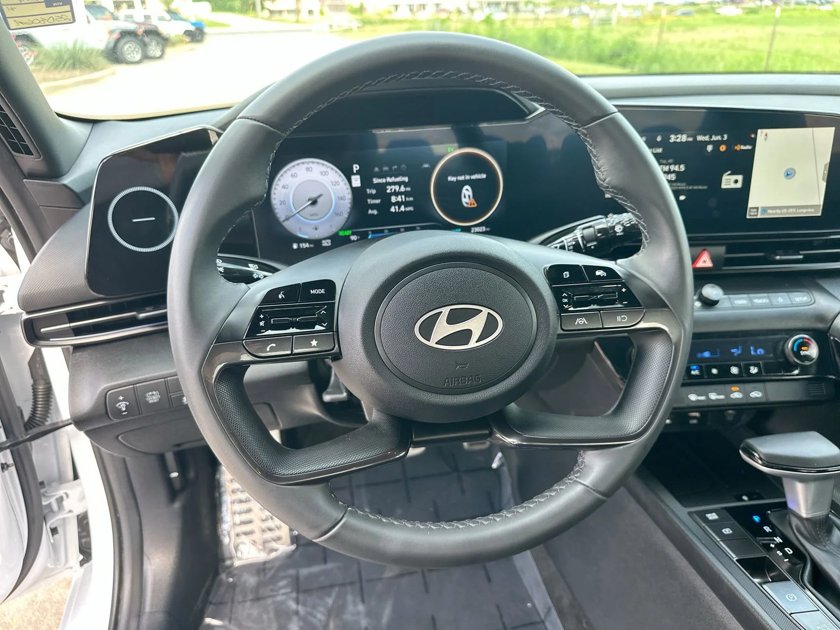 Used 2025 Serenity White Hyundai SEL Sport image 14