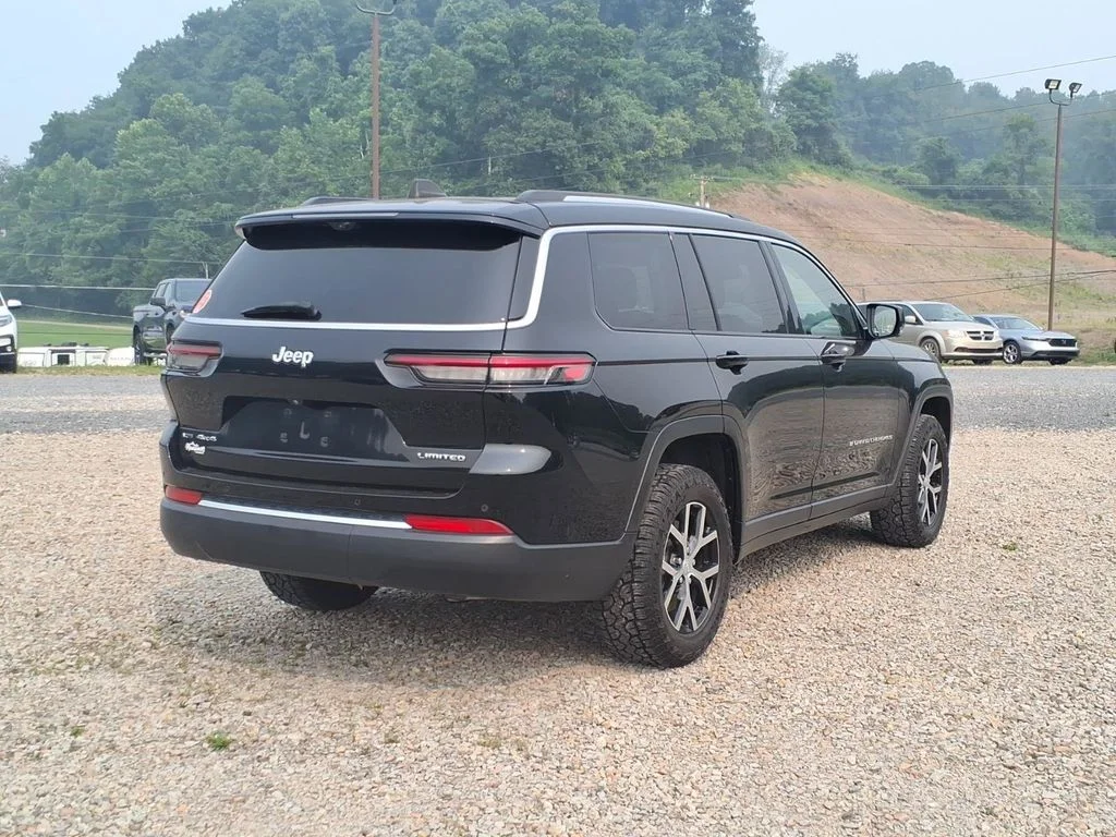 Used 2023 Black Jeep Limited image 6