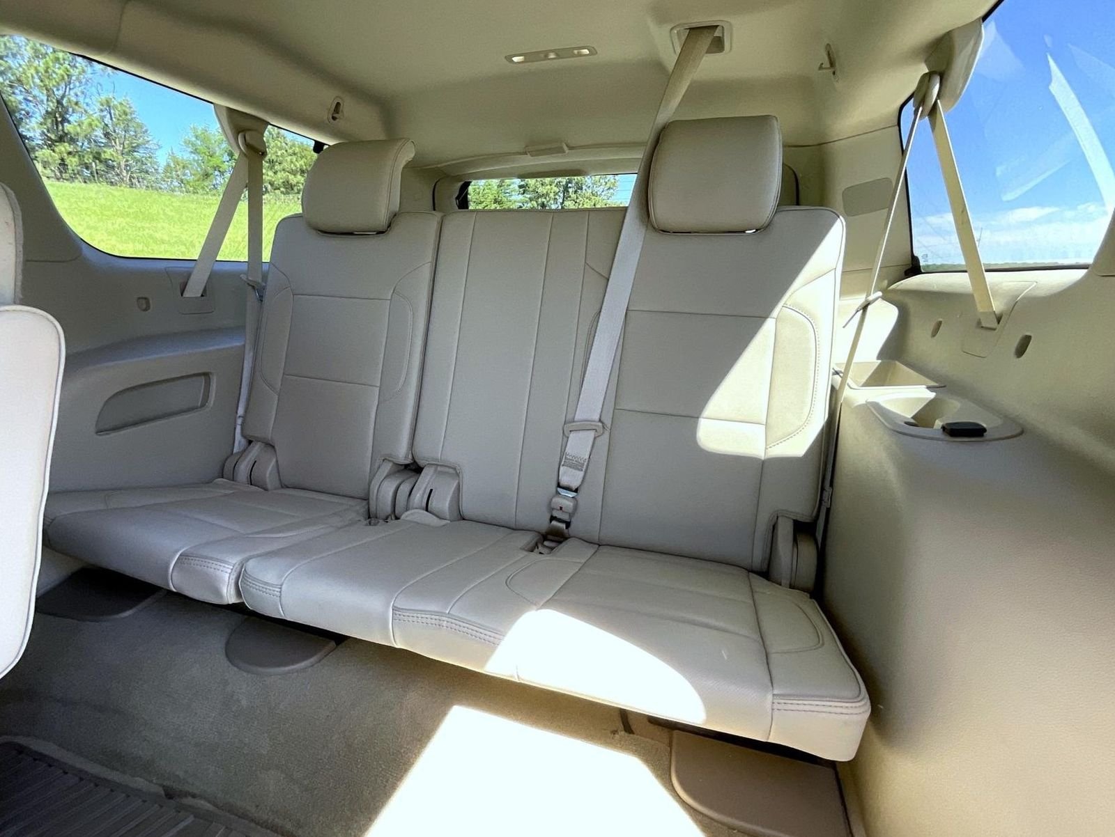 Used 2019 White GMC Denali image 21
