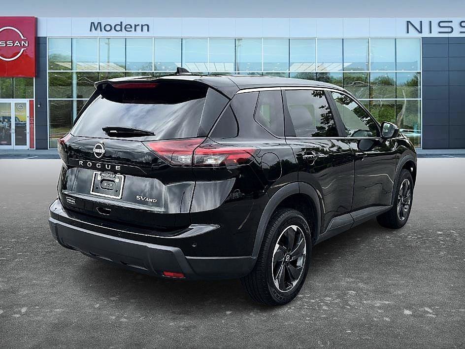 Used 2024 Super Black Nissan SV image 5