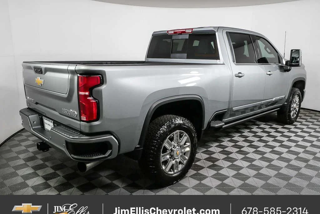 New 2026 Sterling Gray Metallic Chevrolet High Country image 3