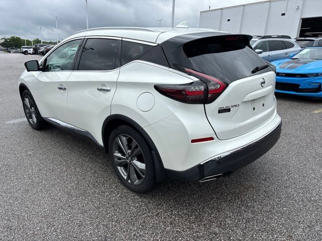 Used 2019 White Nissan Platinum image 4