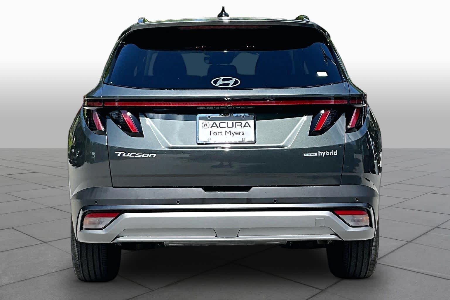 Used 2025 Amazon Gray Hyundai Limited image 5