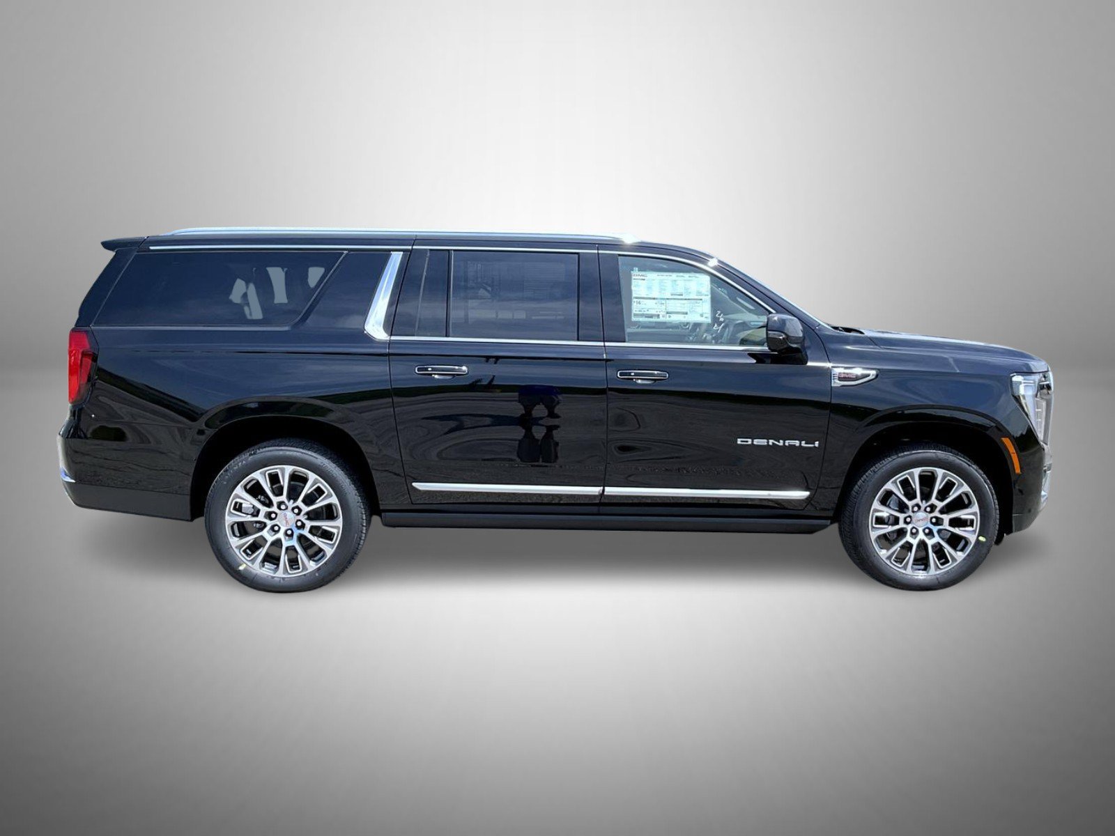 2026 GMC Yukon XL Denali - Photo 4