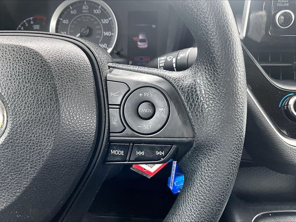 Used 2020 Silver Toyota LE image 24