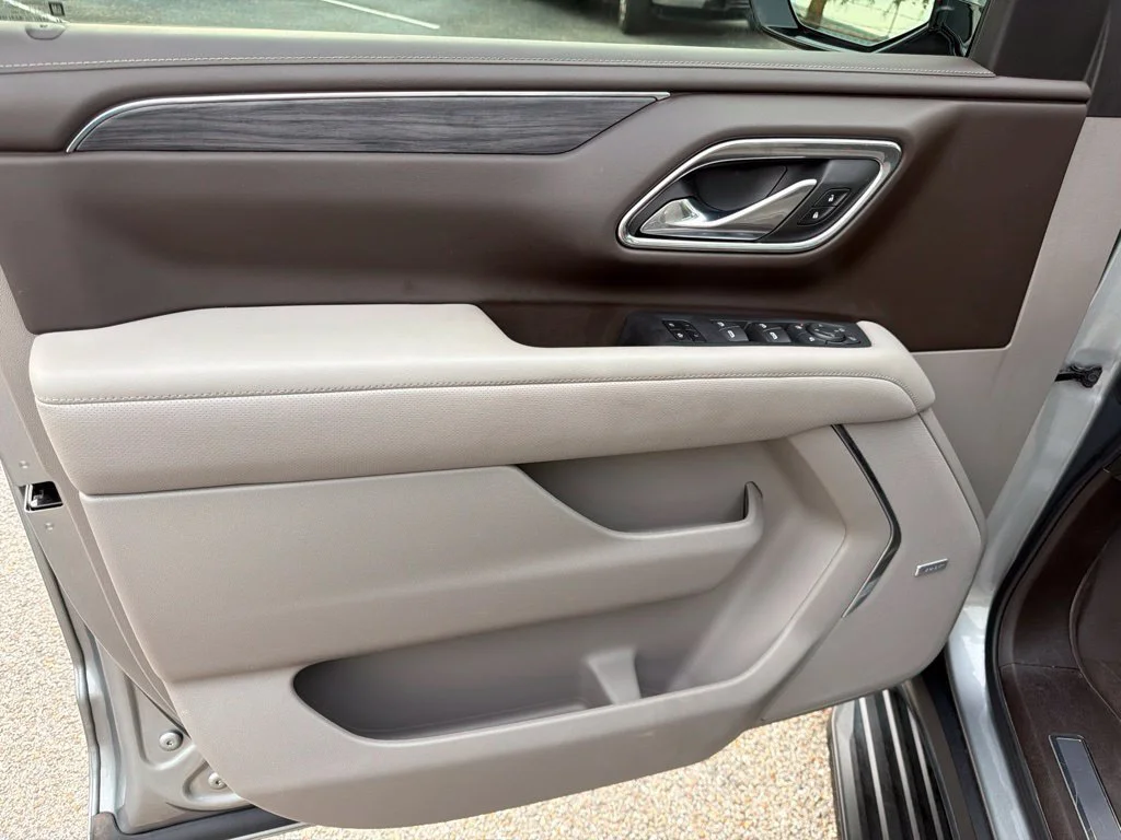 2023 GMC Yukon SLT - Photo 19