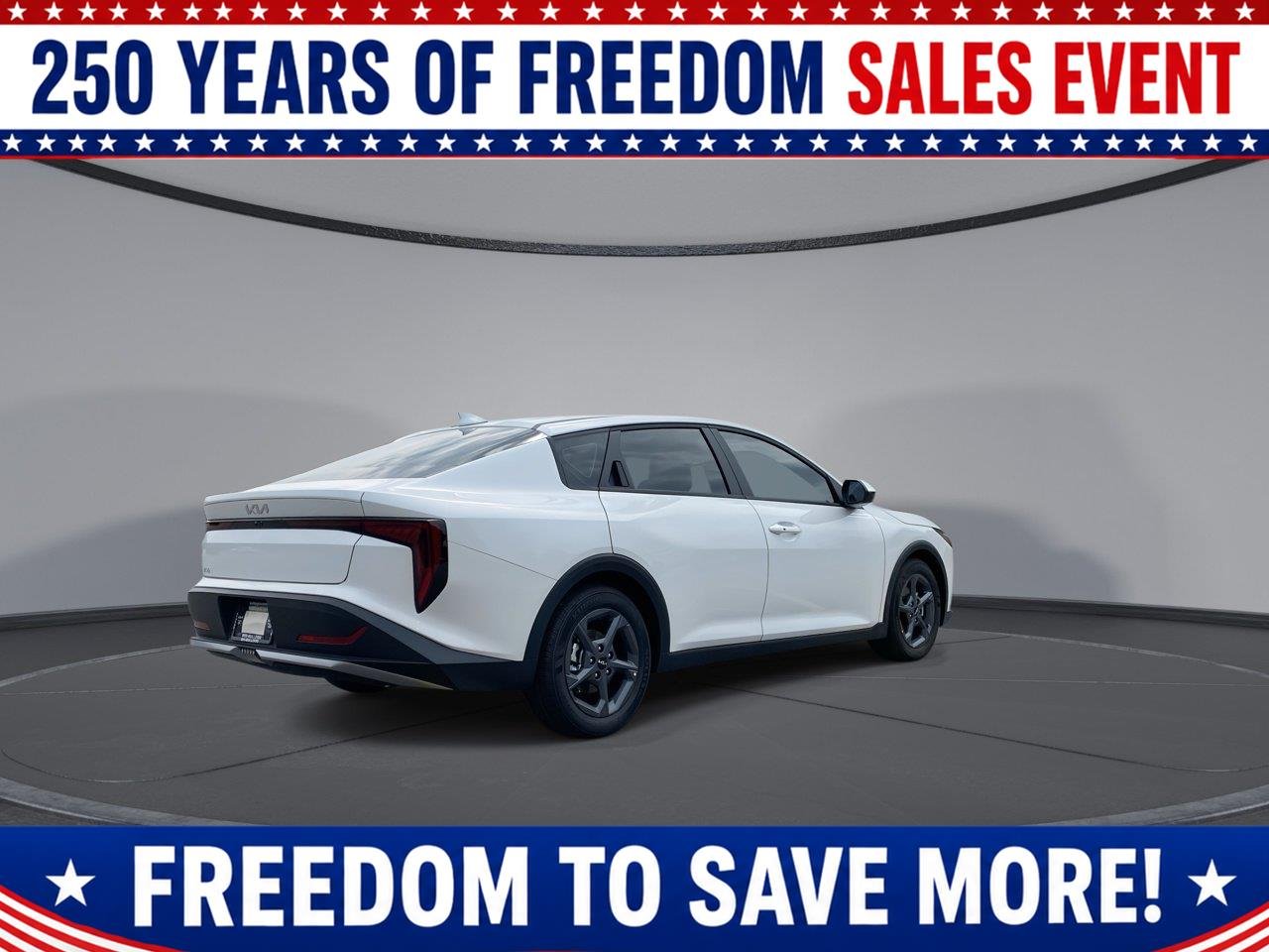 New 2026 Snow White Pearl Kia LXS image 8