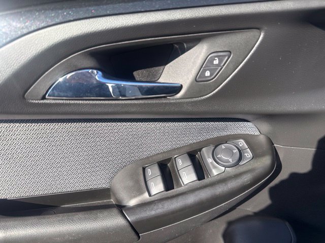 Used 2023 SUMMIT WHITE Chevrolet LT image 11