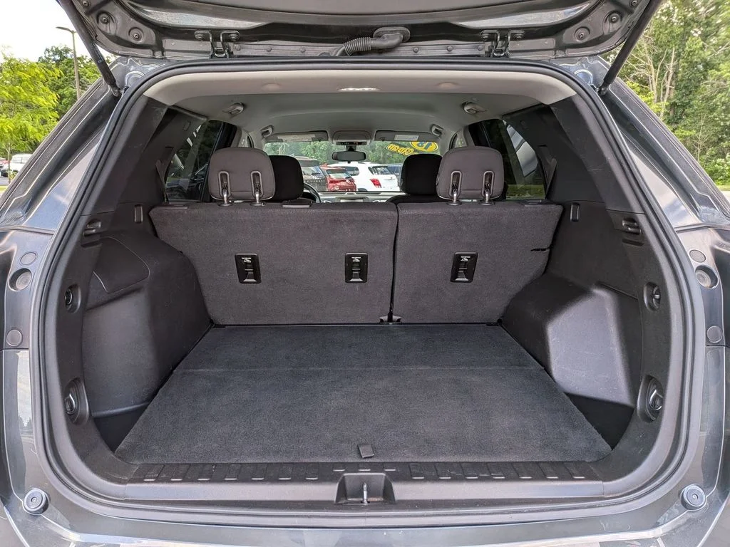 Used 2018 Gray Chevrolet LS image 26