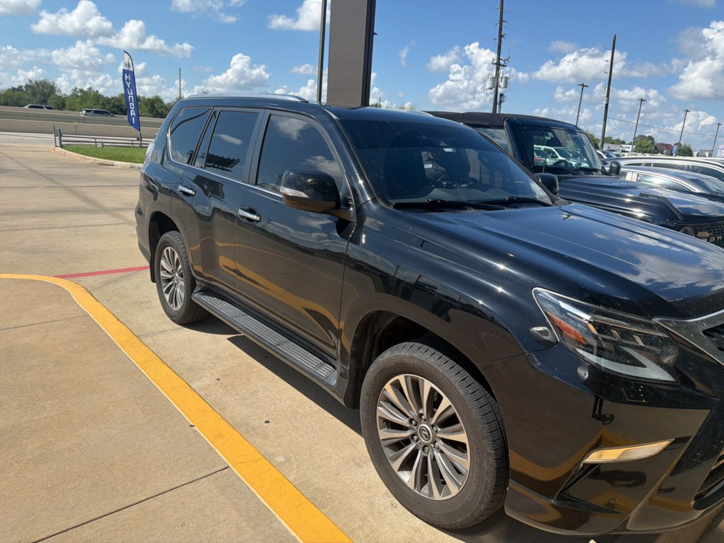 Used 2020 Black Onyx Lexus Luxury image 7