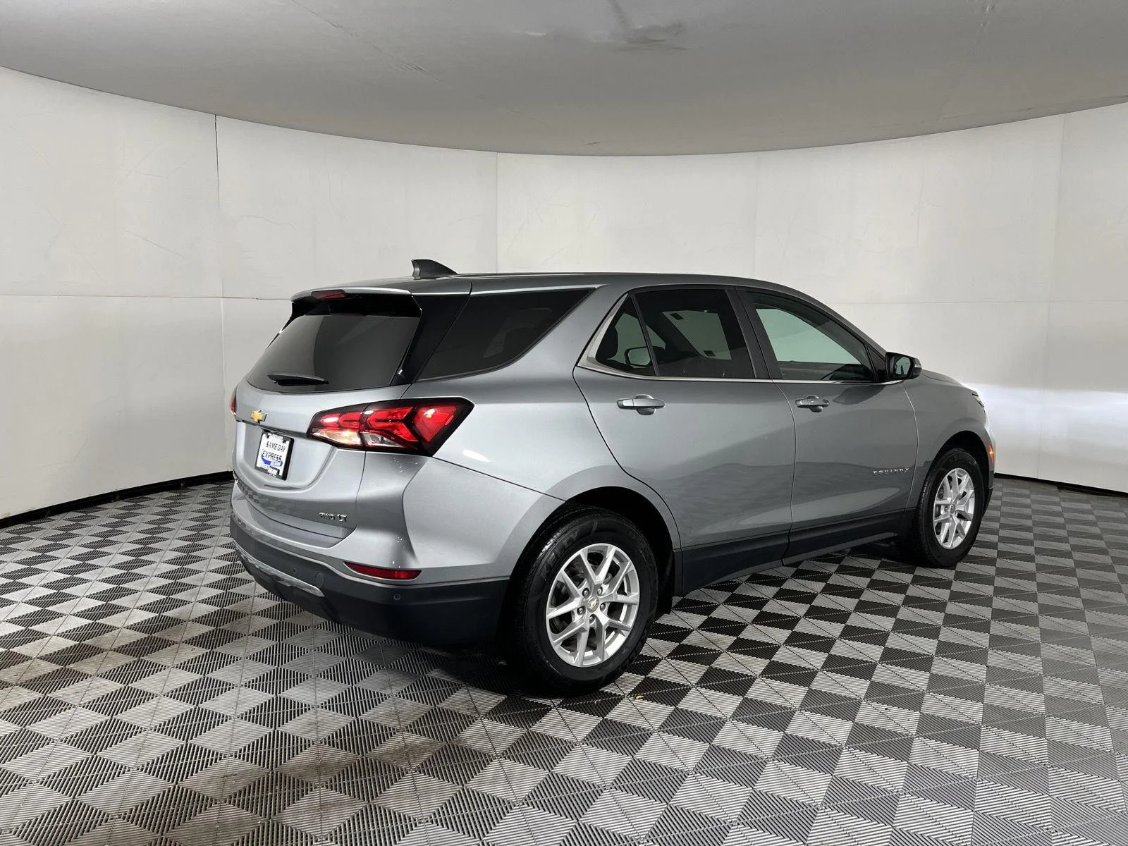 Used 2024 Sterling Gray Metallic Chevrolet LT image 22
