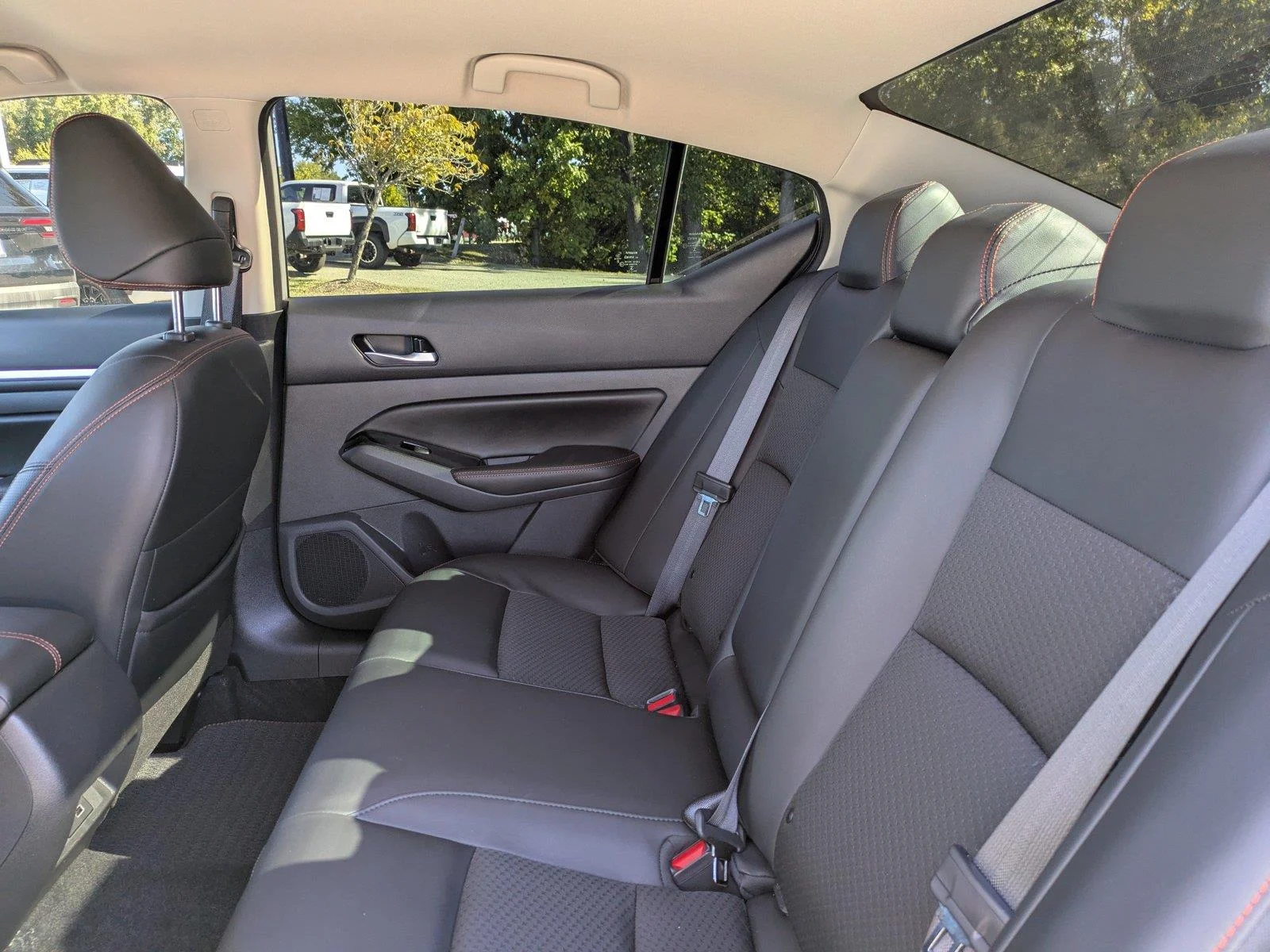 Used 2024 Brilliant Silver Metallic Nissan 2.5 SR image 13