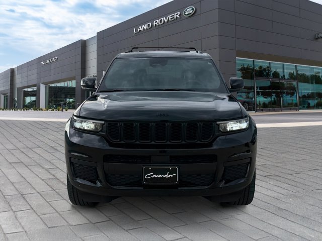 Used 2024 Black Jeep Altitude X image 8