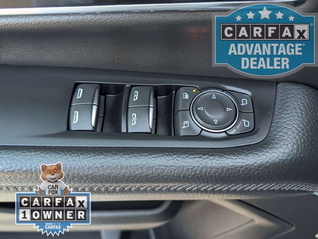 Used 2025 Sterling Metallic GMC Denali image 19