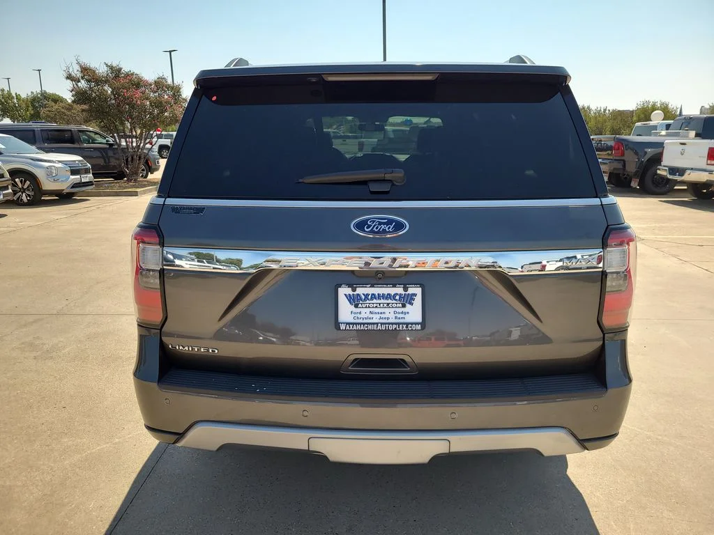 Used 2018 Gray Ford Limited image 4