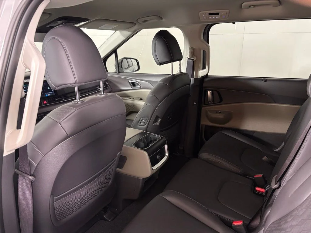New 2026 Ceramic Silver Kia EX image 39