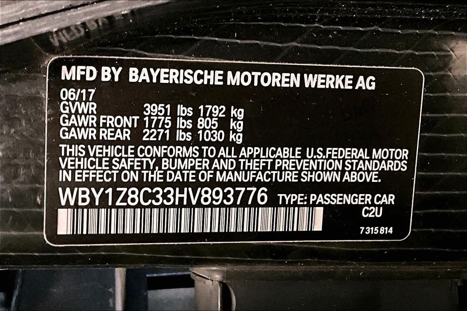 Used 2017 Platinum Silver w/BMW i Frozen Blue Accent BMW  image 30