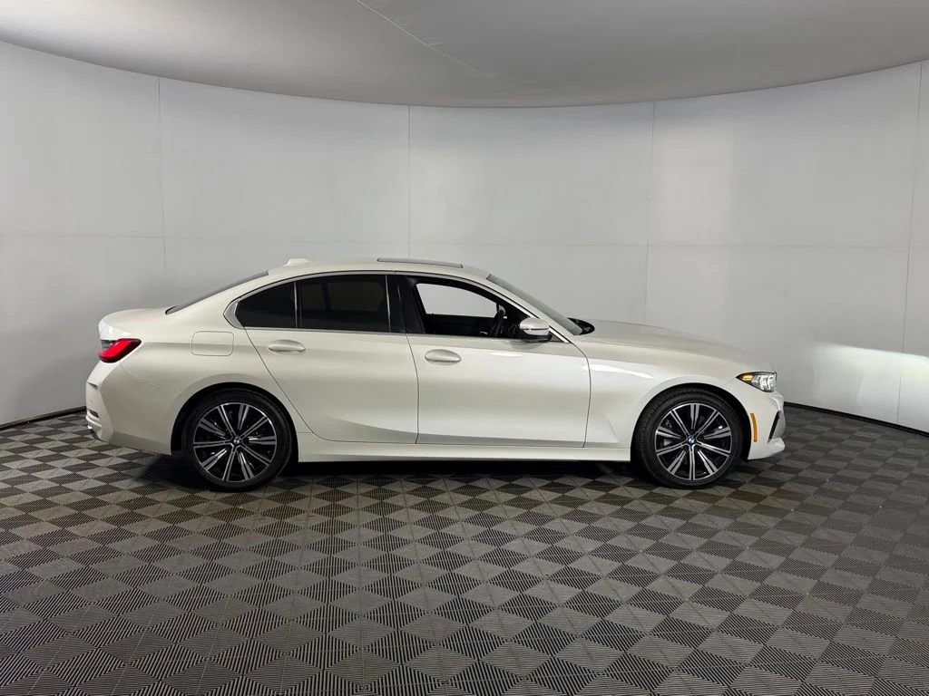Used 2025 White BMW 330i xDrive image 4