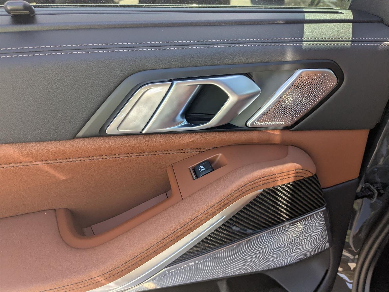 New 2026 Dravit Grey Metallic BMW M60i image 24
