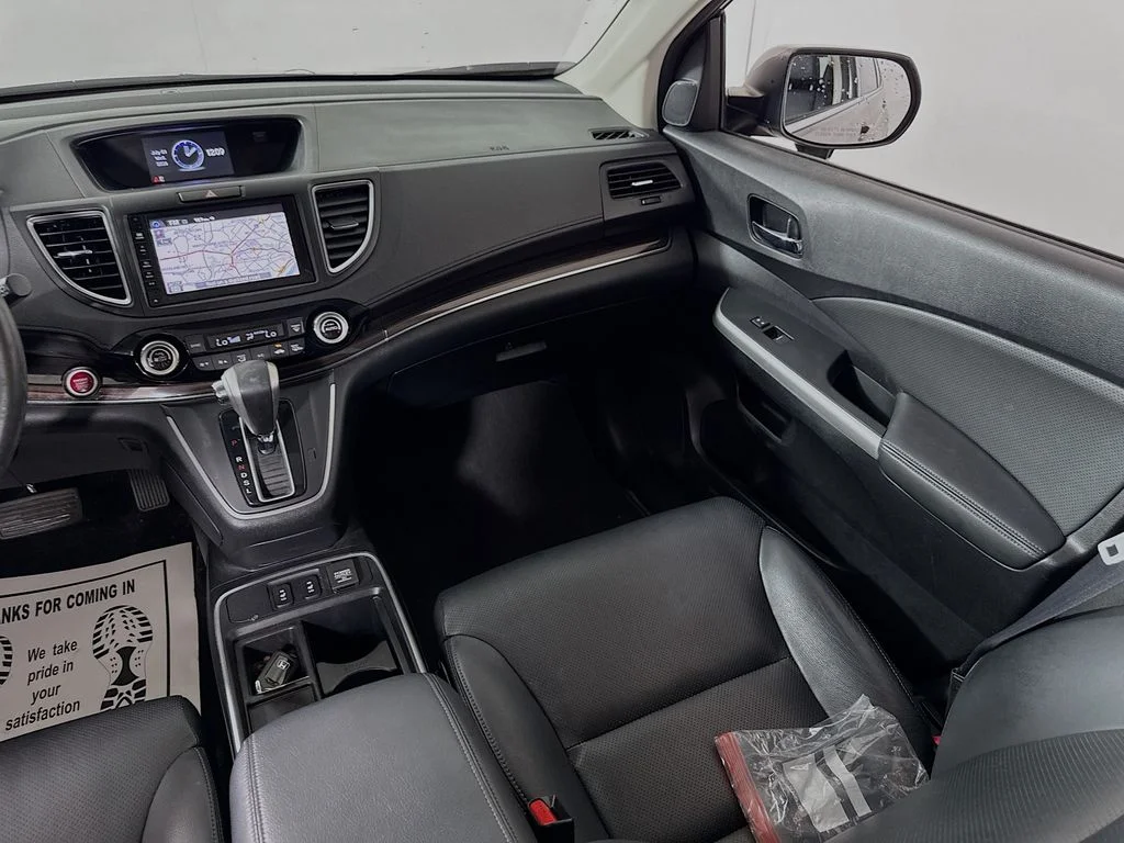 Used 2016 Urban Titanium Metallic Honda EX-L image 24