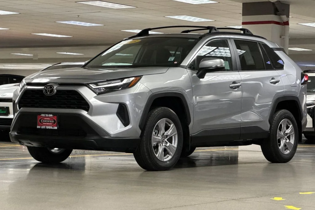 Certified Used 2025 Silver Toyota XLE image 8