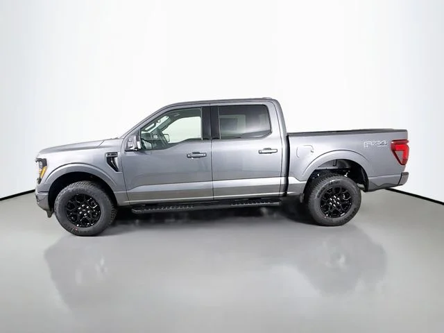 New 2026 Carbonized Gray Metallic Ford XLT image 4