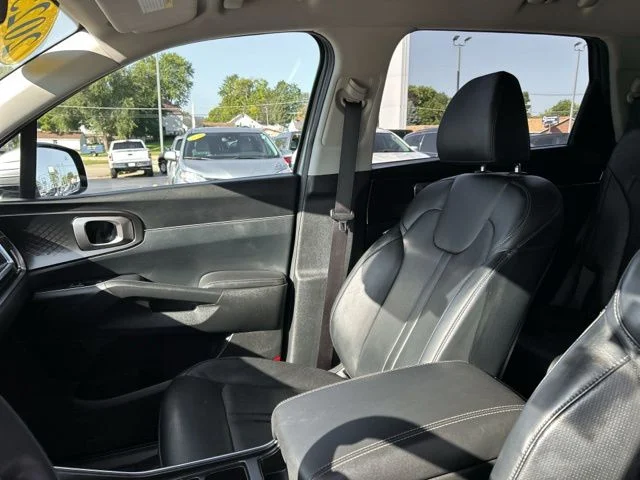 Used 2025 Steel Gray Kia EX image 36