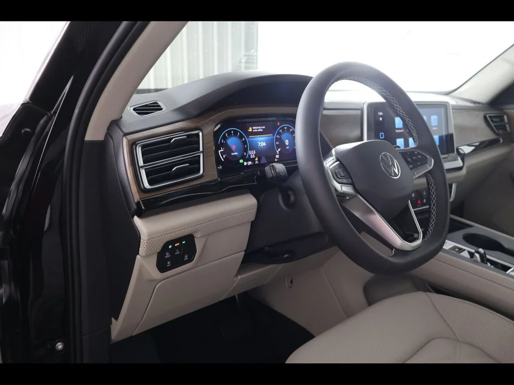 2026 Volkswagen Atlas SE - Photo 16