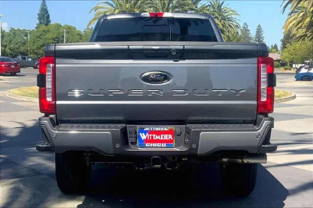 New 2026 Gray Ford XLT image 4