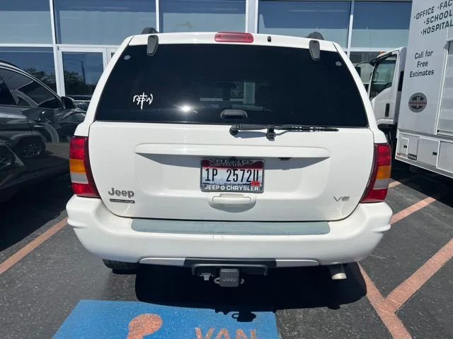 Used 2002  Jeep Limited image 3
