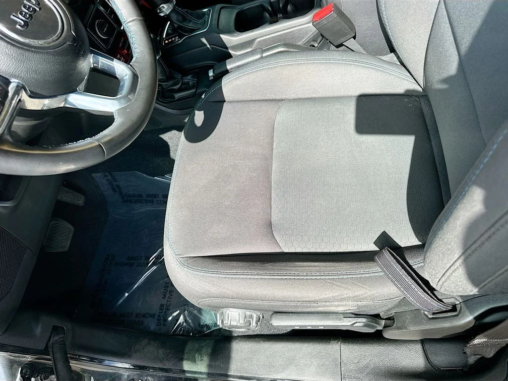 2022 Jeep Wrangler Unlimited Rubicon 4XE - Photo 20