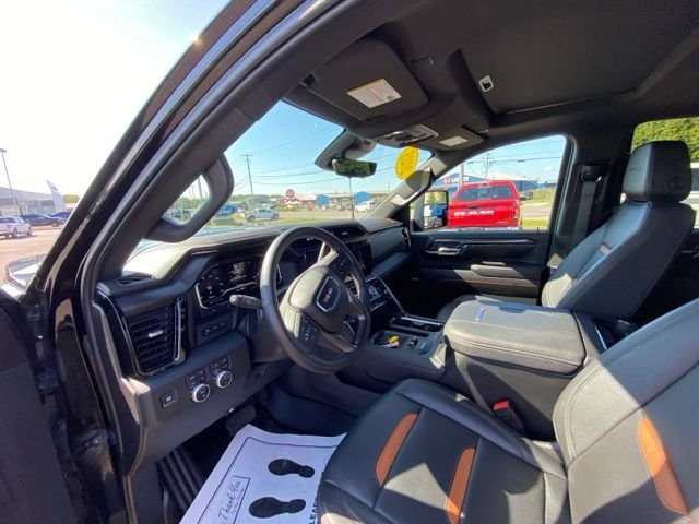Used 2025 Black GMC AT4 image 15