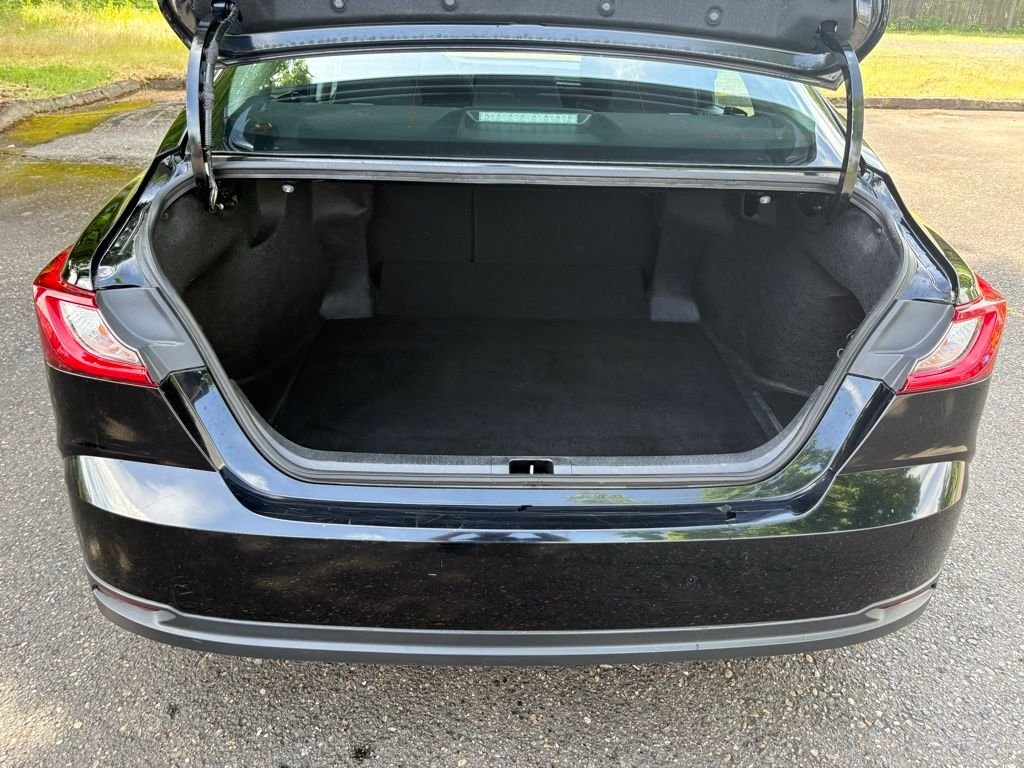 Used 2025 Midnight Black Metallic Toyota LE image 23