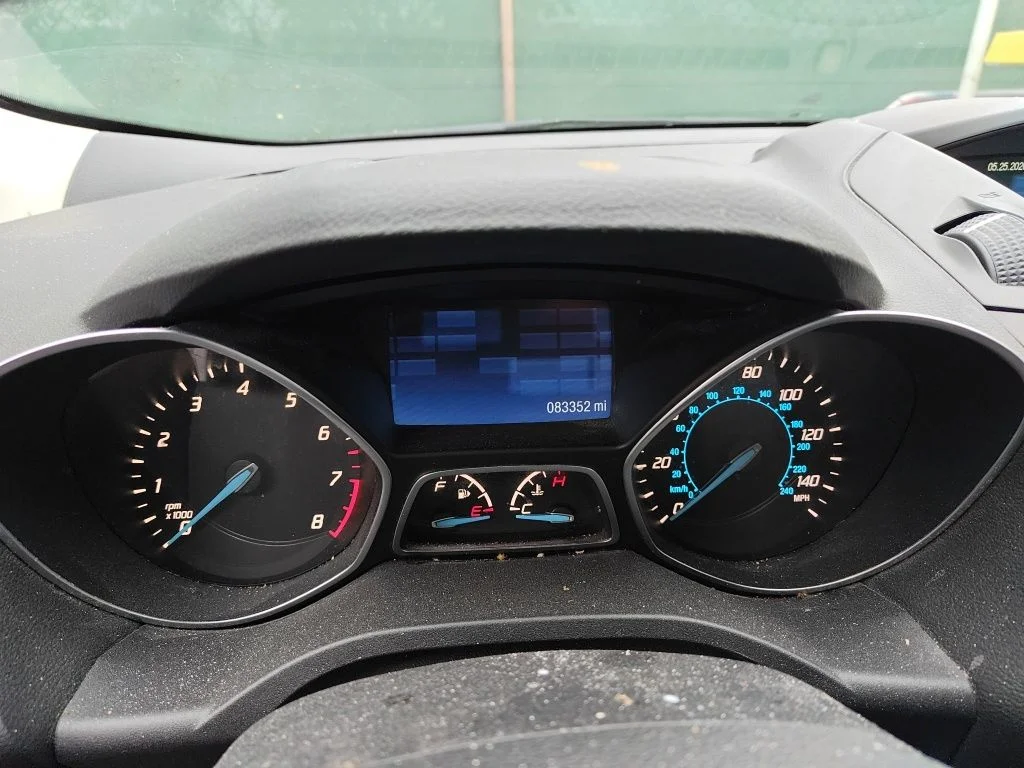 Used 2015 White Ford S image 8