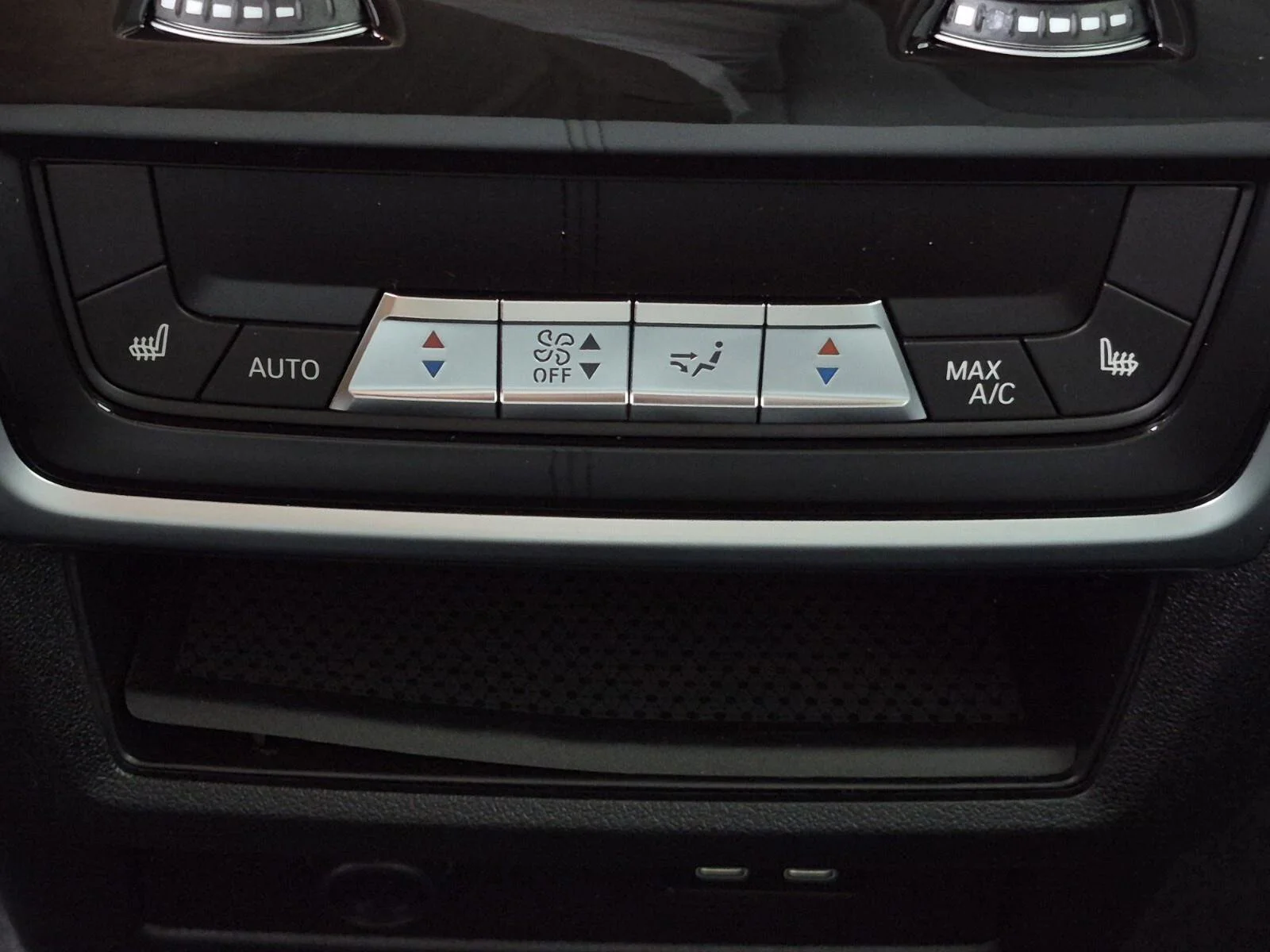 2026 BMW X5 50e - Photo 34