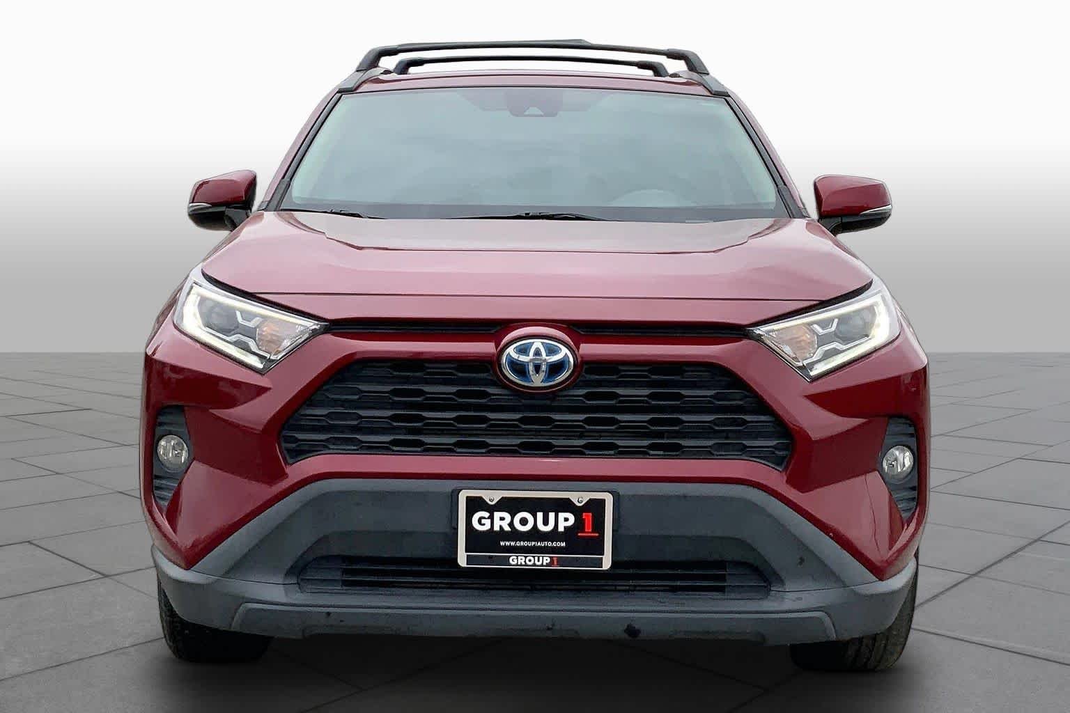 Used 2021 Ruby Flare Pearl Toyota Hybrid XLE image 4