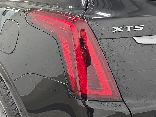 Used 2020 Black Cadillac Premium Luxury image 32