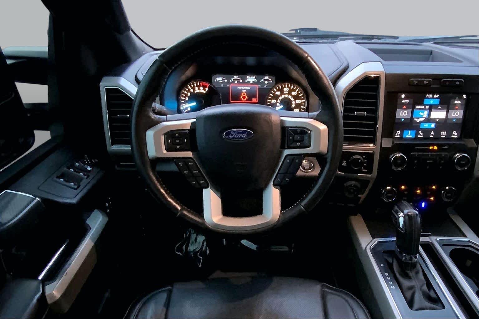 Used 2018 Magnetic Metallic Ford LARIAT image 6