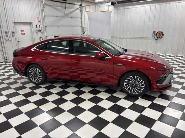 Used 2025 Hyundai Sonata Hybrid SEL with VIN KMHL34JJ6SA132515 for sale in Rochester, Minnesota