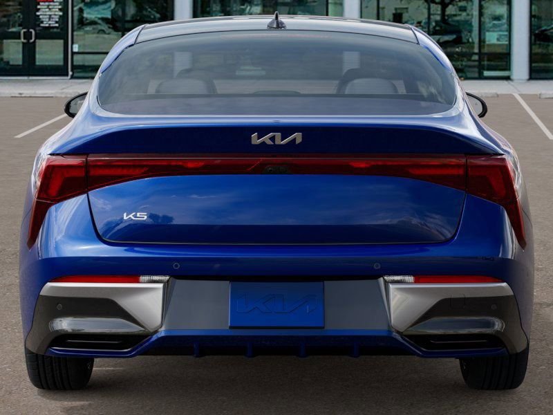 2025 Kia K5 EX - Photo 13