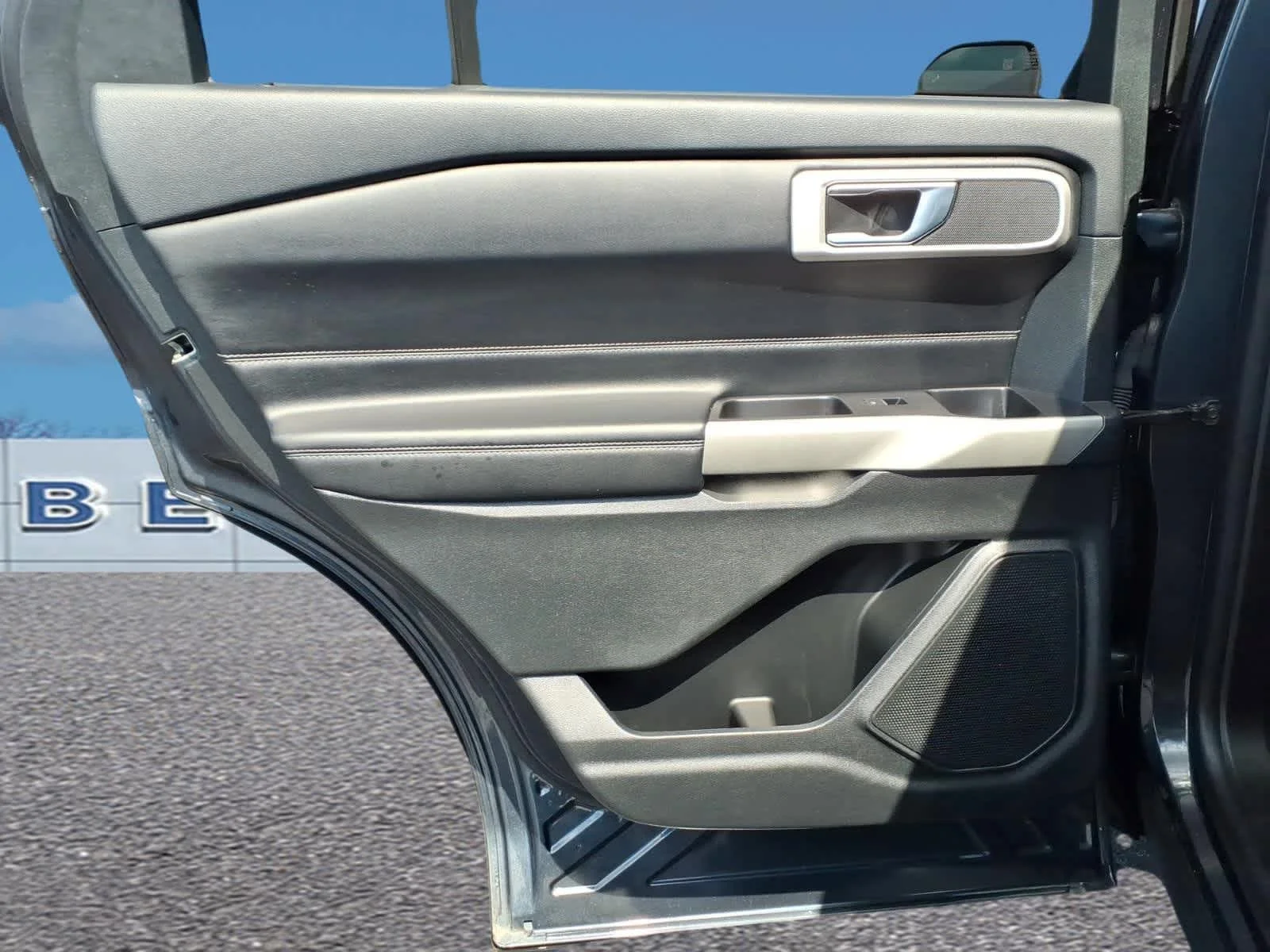 Used 2022 Stone Blue Ford XLT image 28