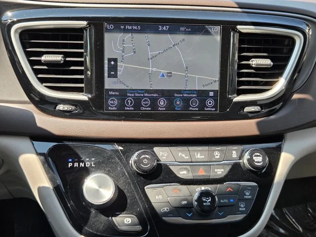 Used 2019 White Chrysler Touring Plus image 23