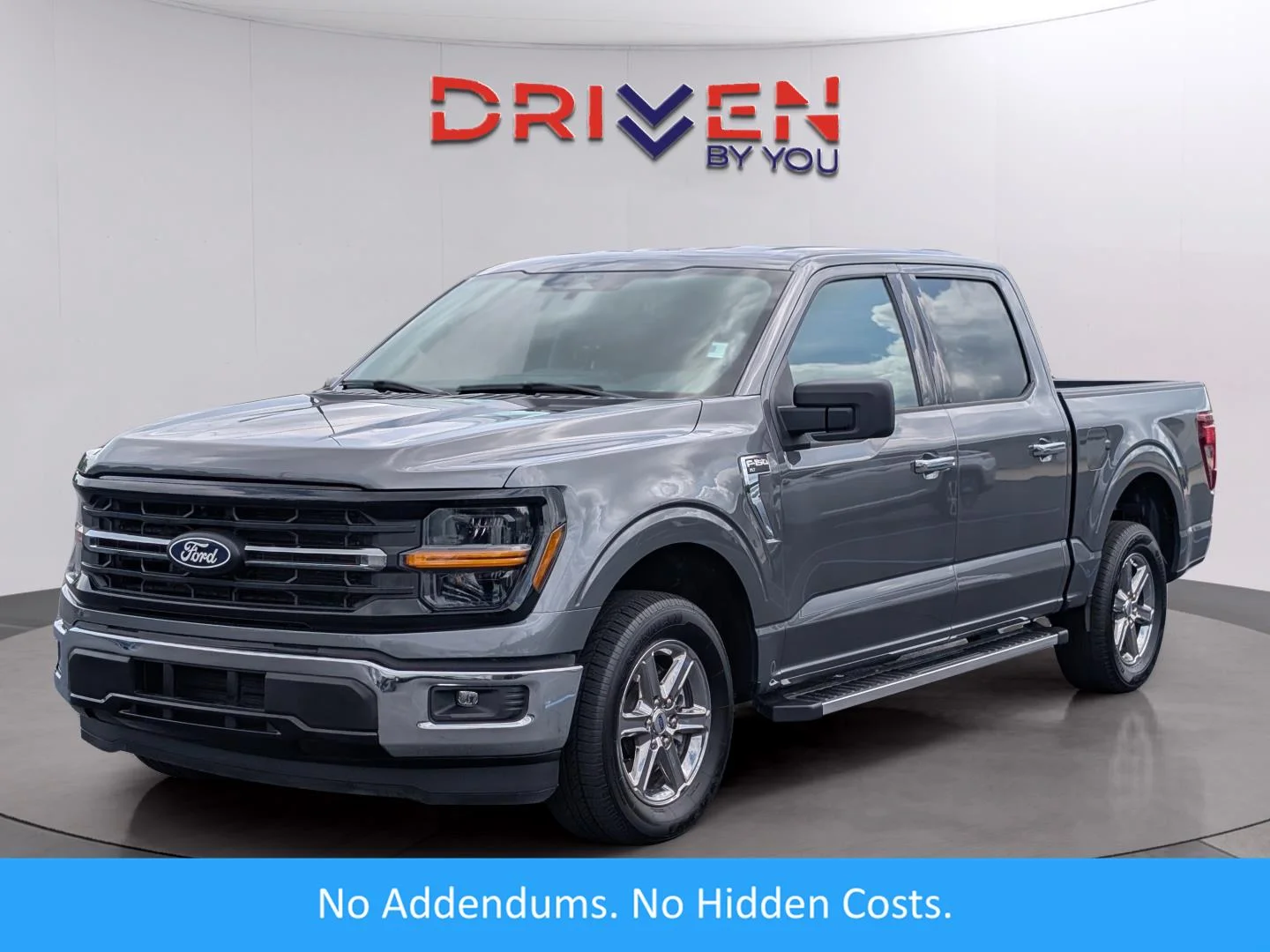 Used 2025 Carbonized Gray Ford XLT image 1