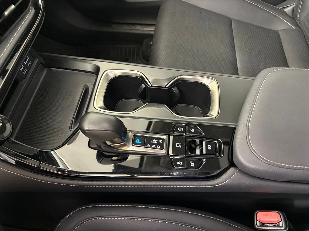 Used 2024 White Lexus 350 Premium image 35