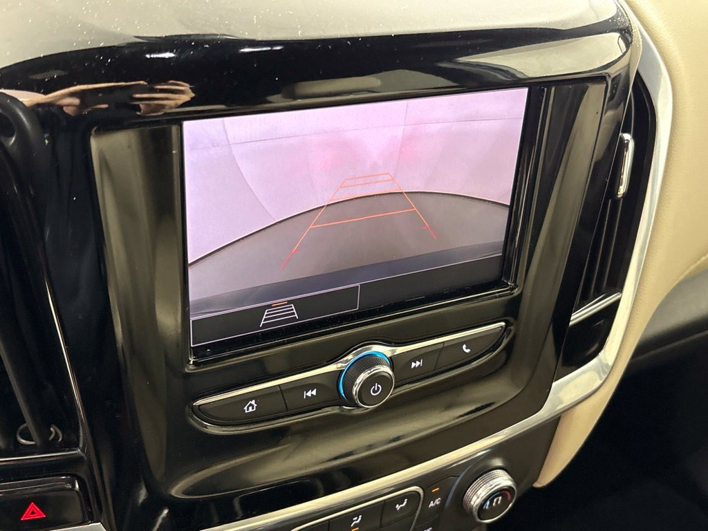 Used 2022 Blue Chevrolet LS image 46