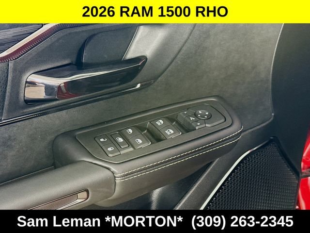 New 2026 Molten Red Pearl-Coat Exterior Paint Ram RHO image 18