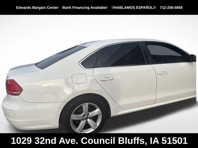 Used 2013 White Volkswagen 2.5 SE image 7