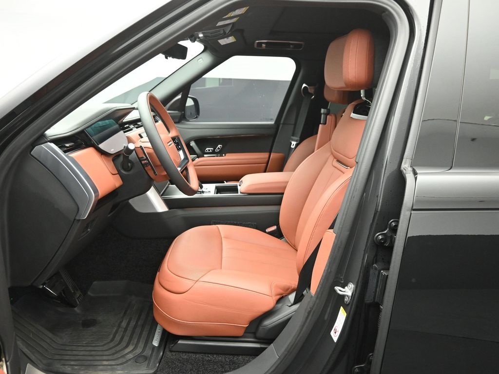 2025 LAND ROVER RANGE ROVER - Image 9
