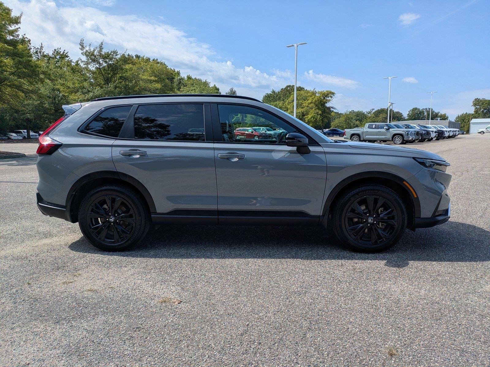 Used 2026 Urban Gray Pearl Honda Sport Touring image 3