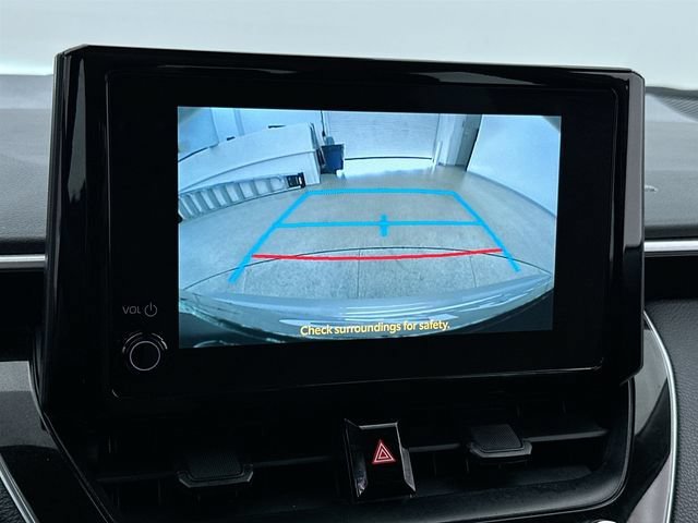 2025 Toyota Corolla LE - Photo 33